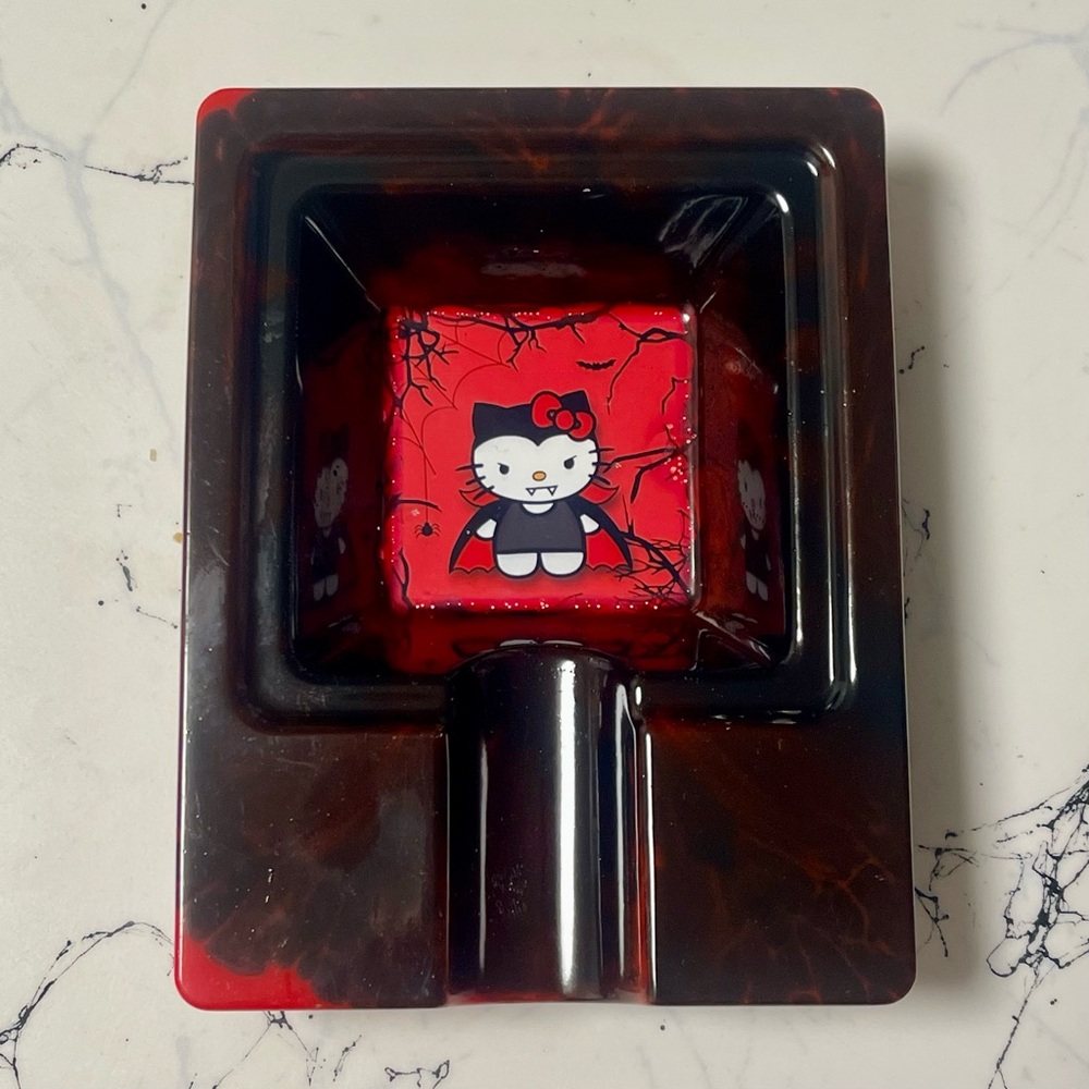 Hello Kitty Vampire Themed Cigar Ashtray | Halloween Gothic Collectible